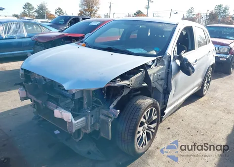 2017 Mitsubishi Outlander Sport 2.0 Es/2.0 Le z USA, uszkodzony, nr VIN JA4AR3AU6HZ004858